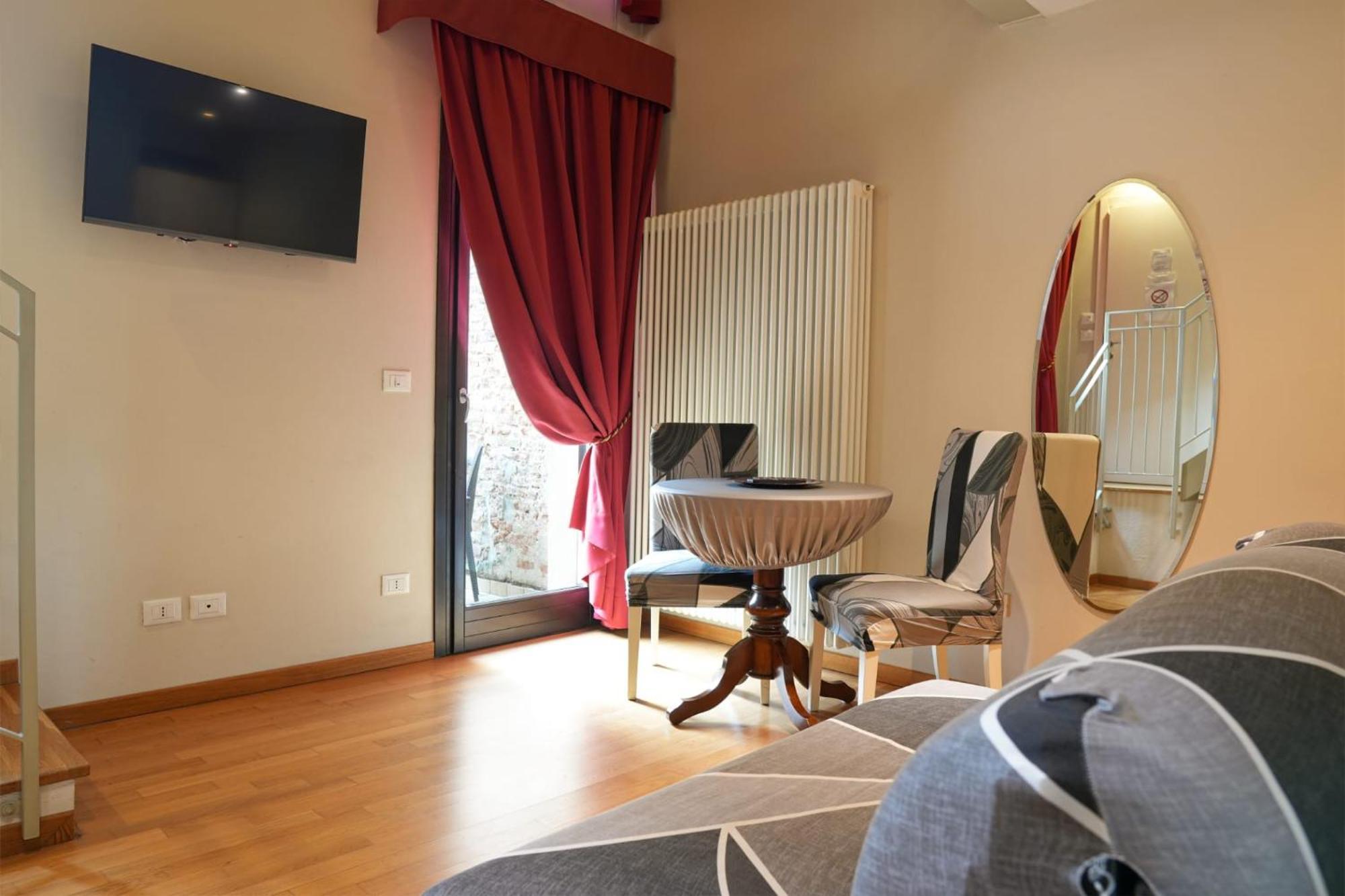 Honey Rooms فيرّارا المظهر الخارجي الصورة